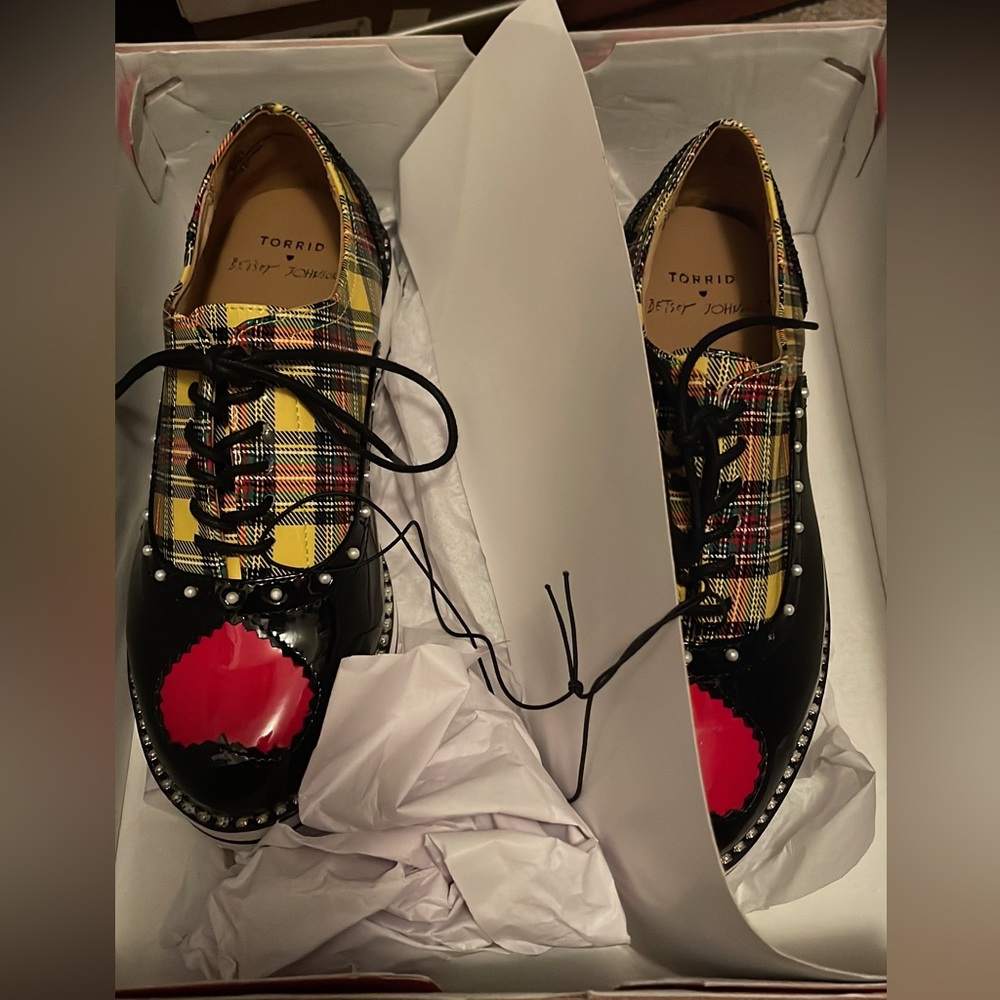 Betsey Johnson shoes torrid